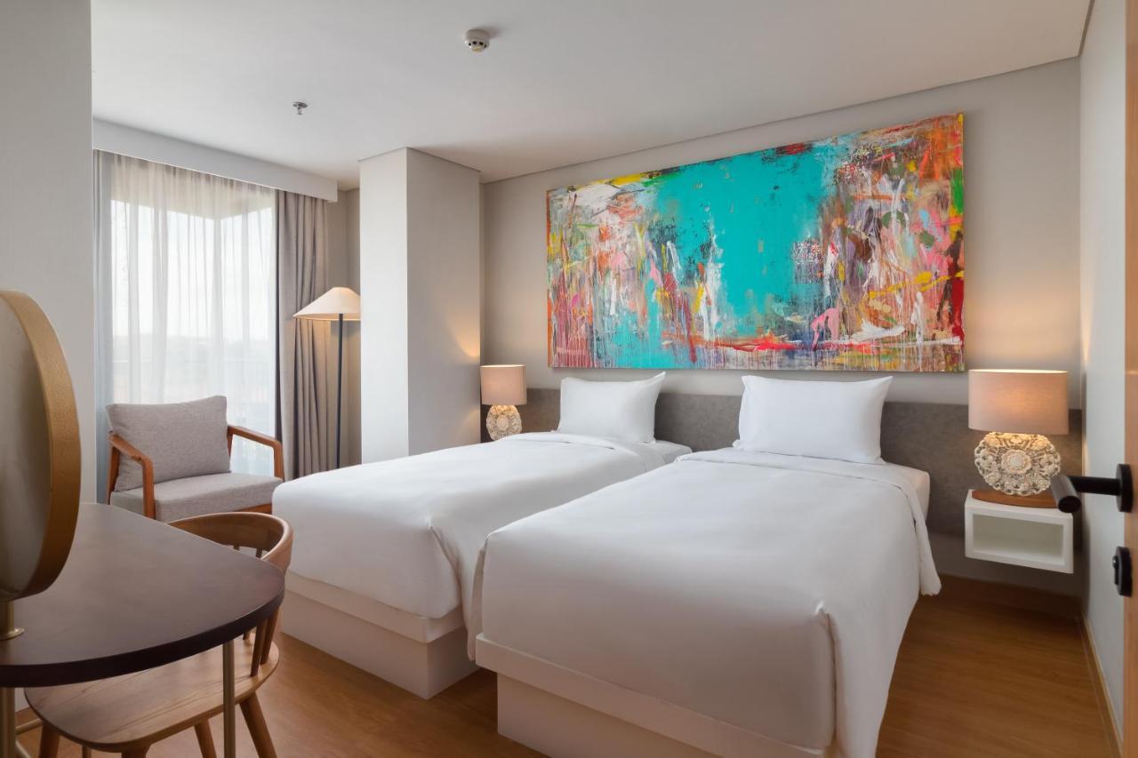Beachwalk Residence Kuta Lombok Buitenkant foto
