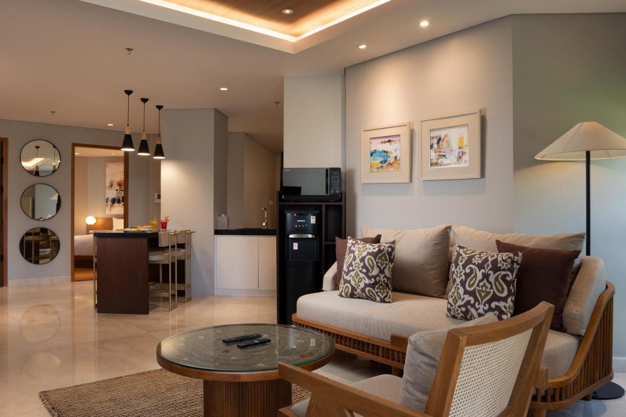 Beachwalk Residence Kuta Lombok Buitenkant foto